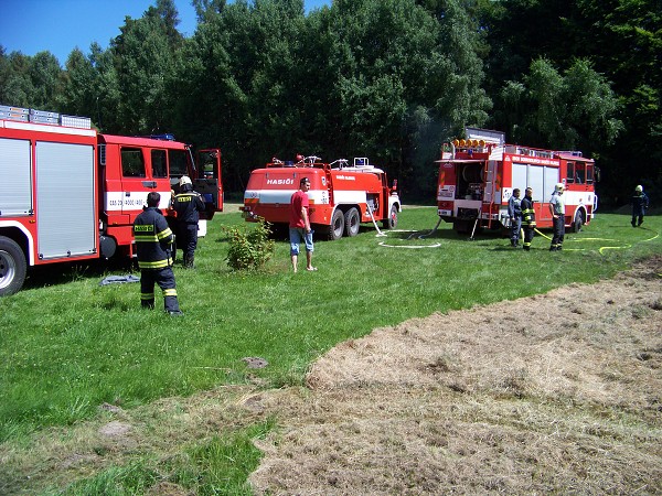 Požár traktoru - Hajnice, 23.7.2013 
